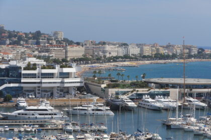 O după-amiază la Cannes – între legendă și realitate