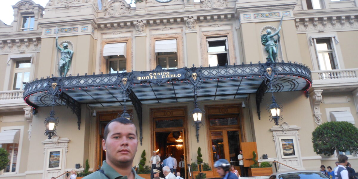 Monaco – între Palatul Princiar și luxul din Monte Carlo